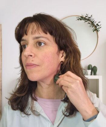Gua sha mushroom down the side of neck