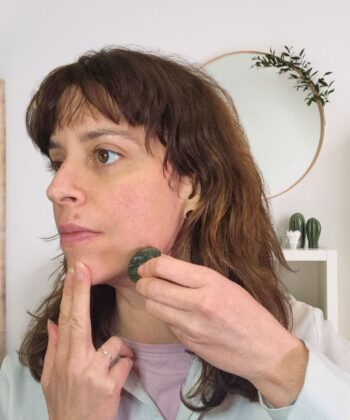 Gua sha mushroom glide up jawline